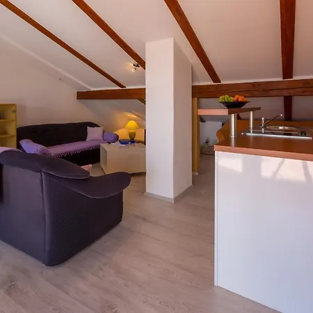 Apartman Weitzenfeld Apartment